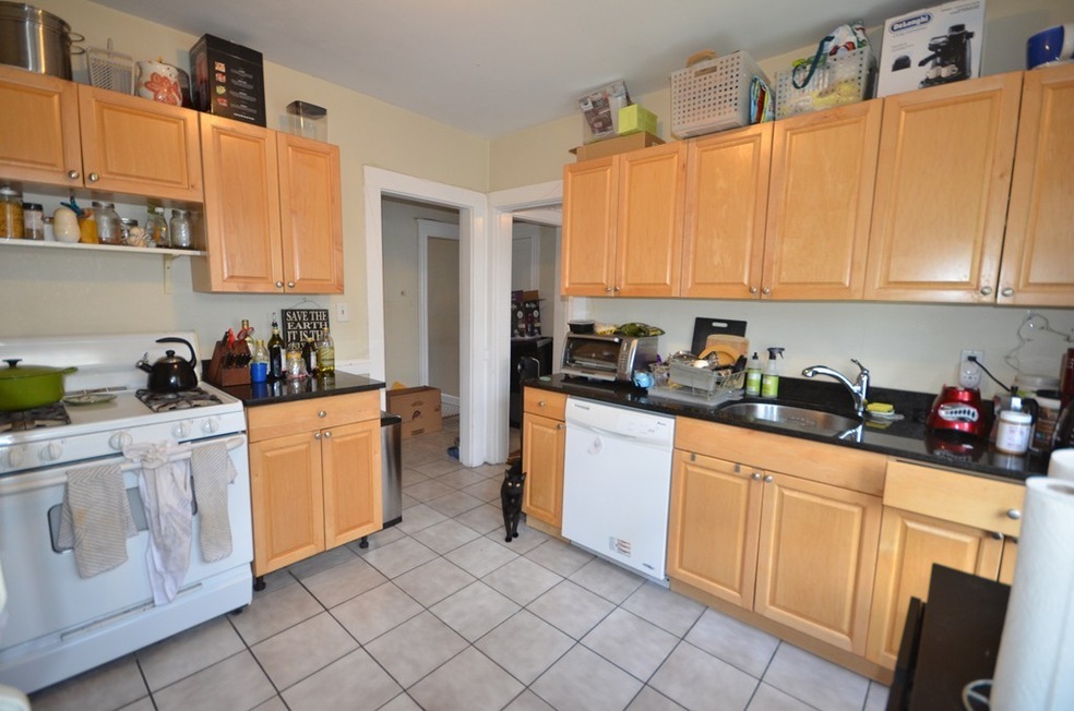 24 Boulevard Terrace unit 2, Allston, MA 02134 - photo 1
