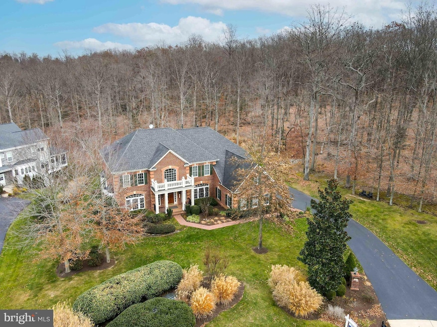 9213 Marovelli Forest Dr, Lorton, VA 22079 - photo 1