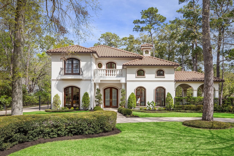 11902 Knippwood Ln, Houston, TX 77024 - photo 1