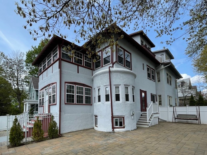 140 Bellevue St, West Roxbury, MA 02132 - photo 1