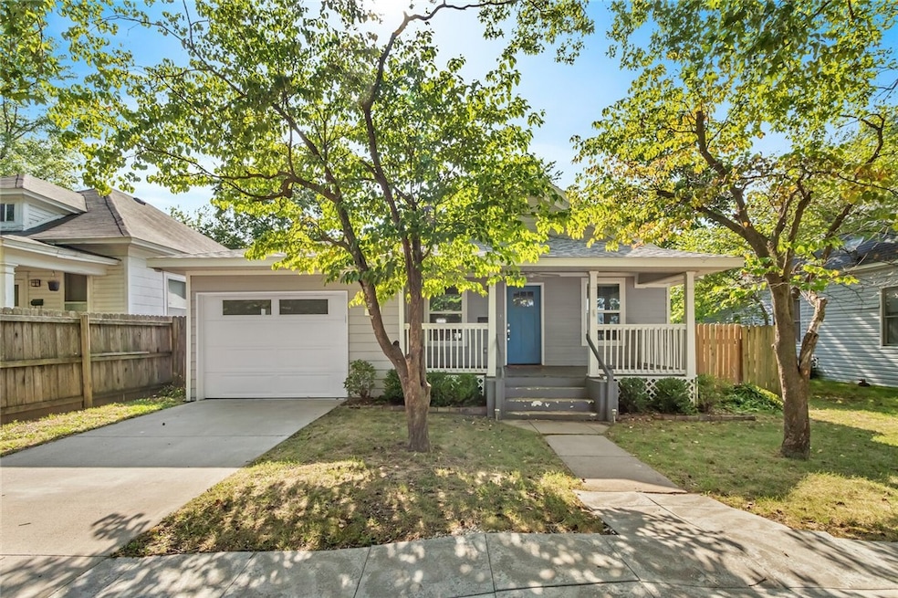 712 N 3rd St, Rogers, AR 72756 - photo 1