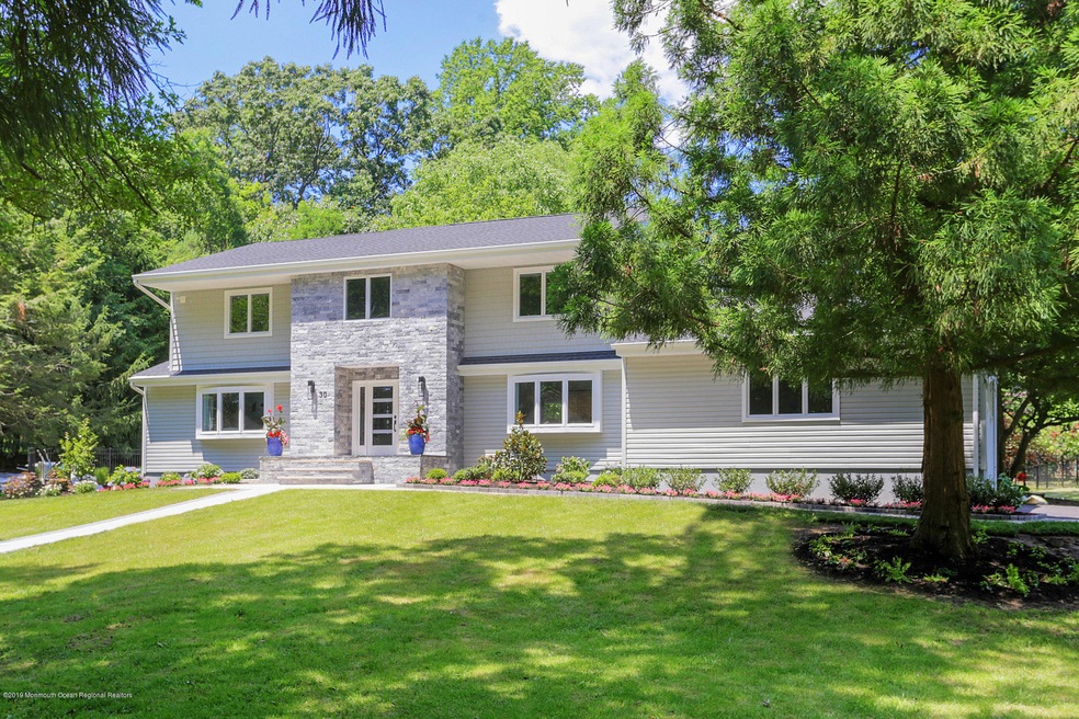 30 Laurel Brook
