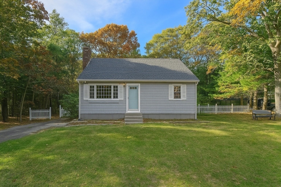49 Saint Marks Rd, Teaticket, MA 02536 - photo 1
