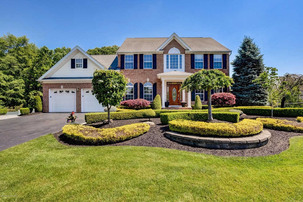 20 Wildflower Ct, Manalapan, NJ 07726 - photo 1