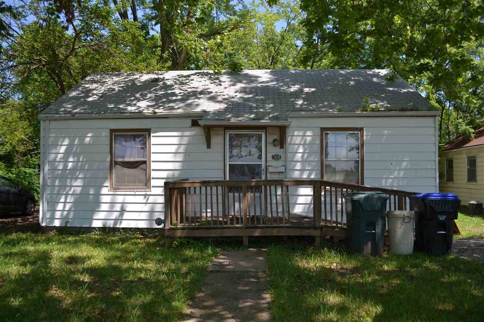 108 SW 27th St, Topeka, KS 66611 - photo 1