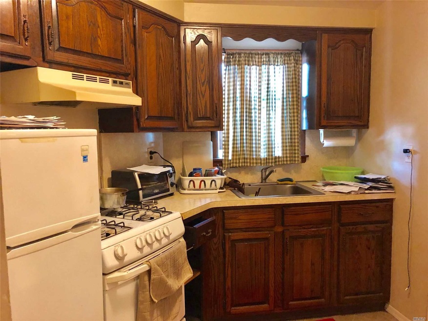 15754 20th Rd unit 2 FL, Whitestone, NY 11357 - photo 1