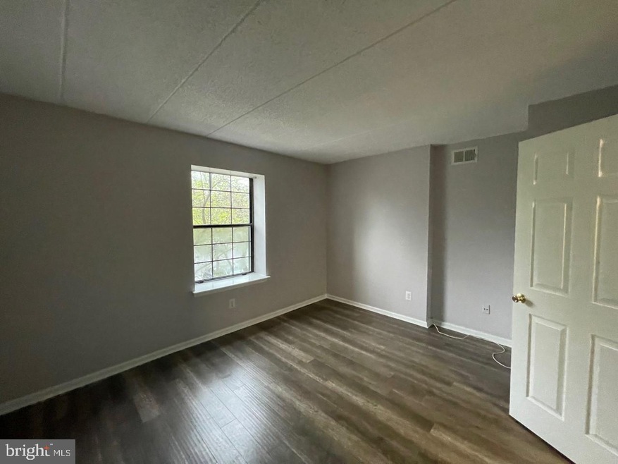 922 Washington Place unit 22, Chesterbrook, PA 19087 - photo 1