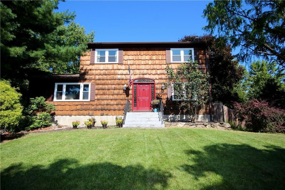 118 Barnes Rd, Washingtonville, NY 10992 - photo 1