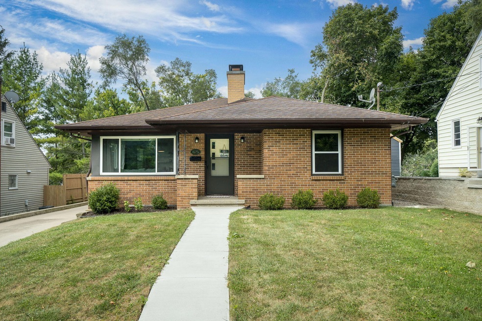 1-web-or-mls-1625-sylvan-ave-se