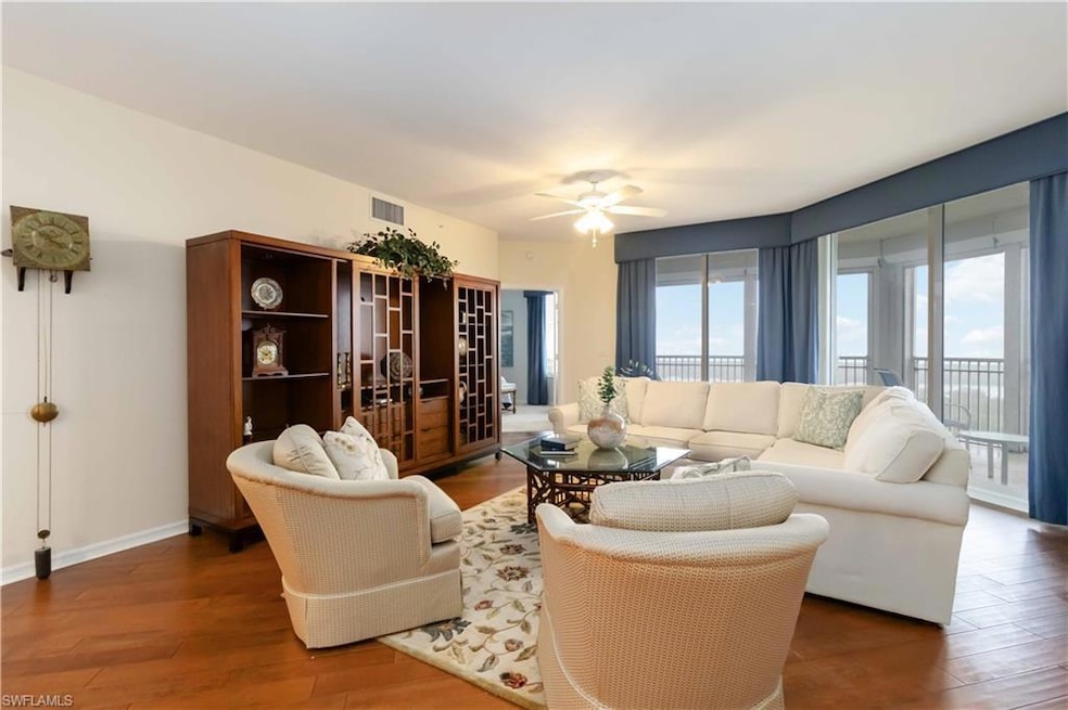 For Sale $784,900 • Co-Listing Agent