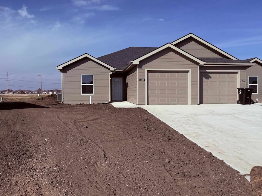 3004 Fountain Dr, Salina, KS 67401 - photo 1