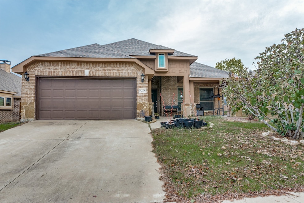 4229 Summersweet Ln, Crowley, TX 76036 - photo 1