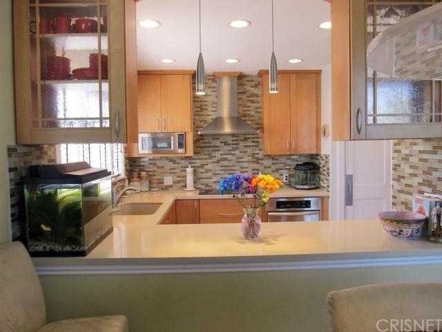 1539 N Laurel Ave unit 200, Los Angeles, CA 90046 - photo 1