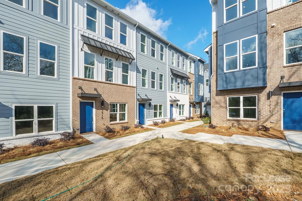 For Rent $2,850/month