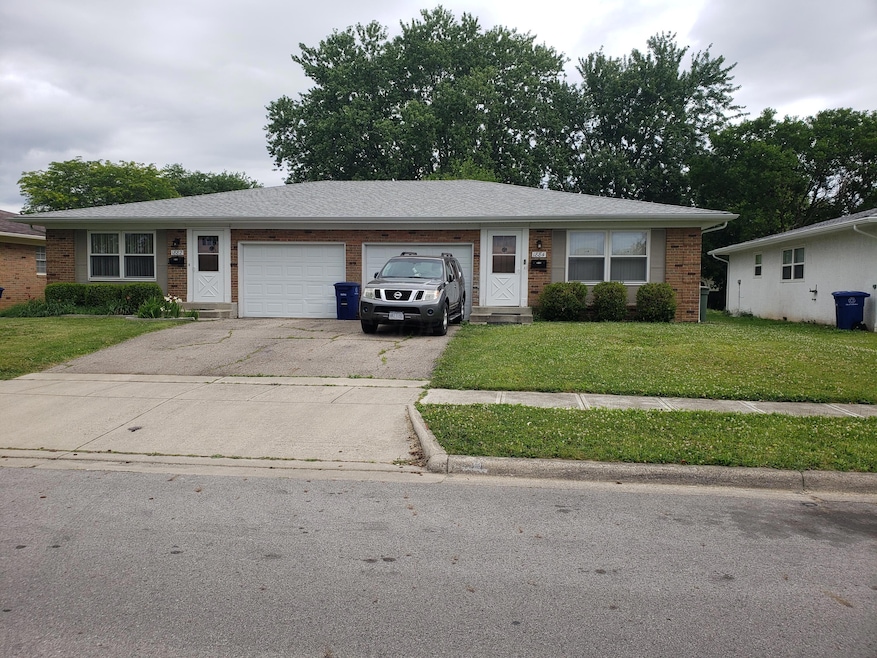 1873-1875 Hampstead Dr, Columbus, OH 43229 - photo 1