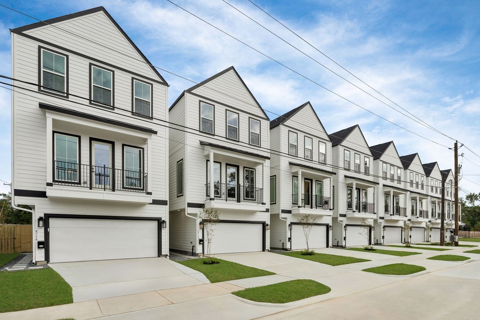 4712 Brinkman St, Houston, TX 77018 - photo 1