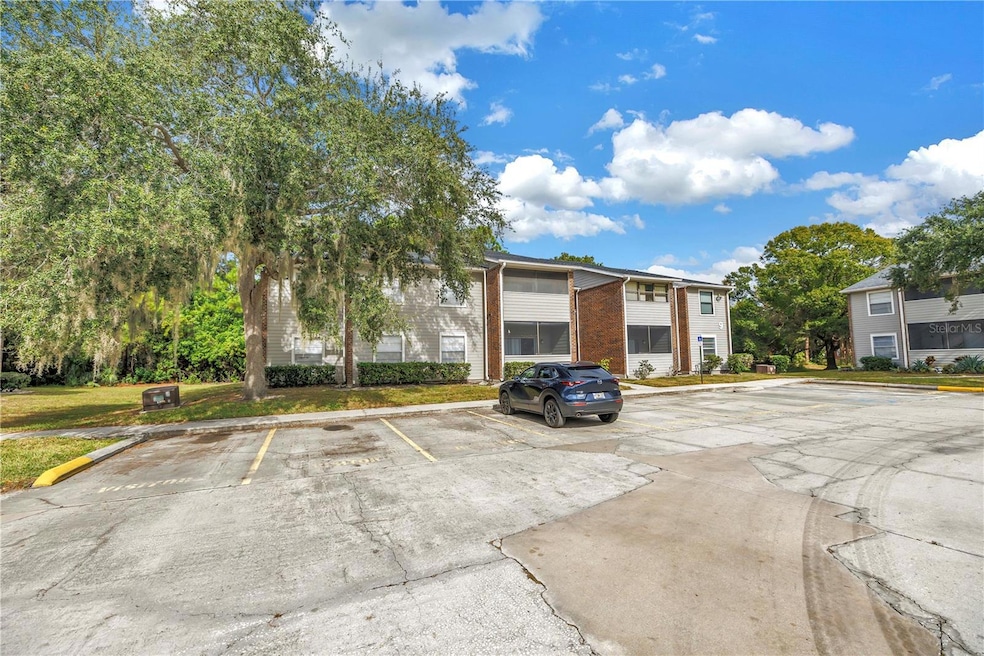 1400 Gandy Blvd N unit 902, Saint Petersburg, FL 33702 - photo 1