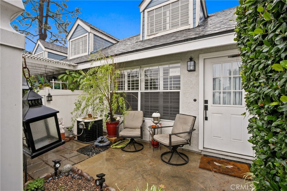 804 W Grondahl St unit D, Covina, CA 91722 - photo 1