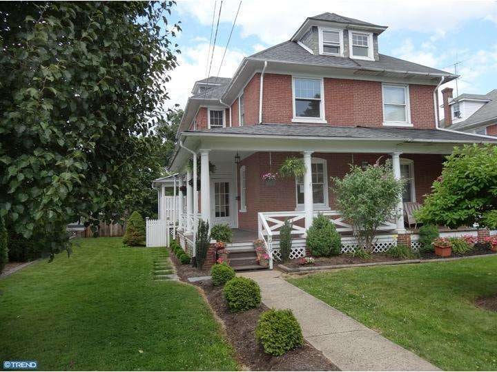 619 Derstine Ave, Lansdale, PA 19446 - photo 1