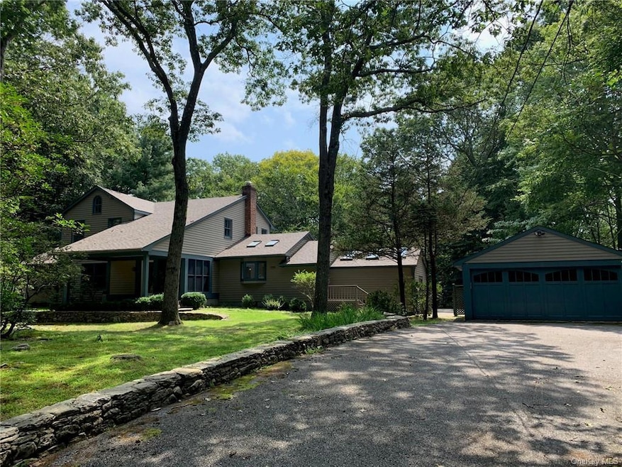 25 Kinnicutt Rd, Pound Ridge, NY 10576 - photo 1