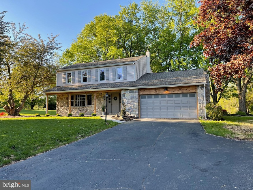 1880 Temple Rd, Pottstown, PA 19465 - photo 1