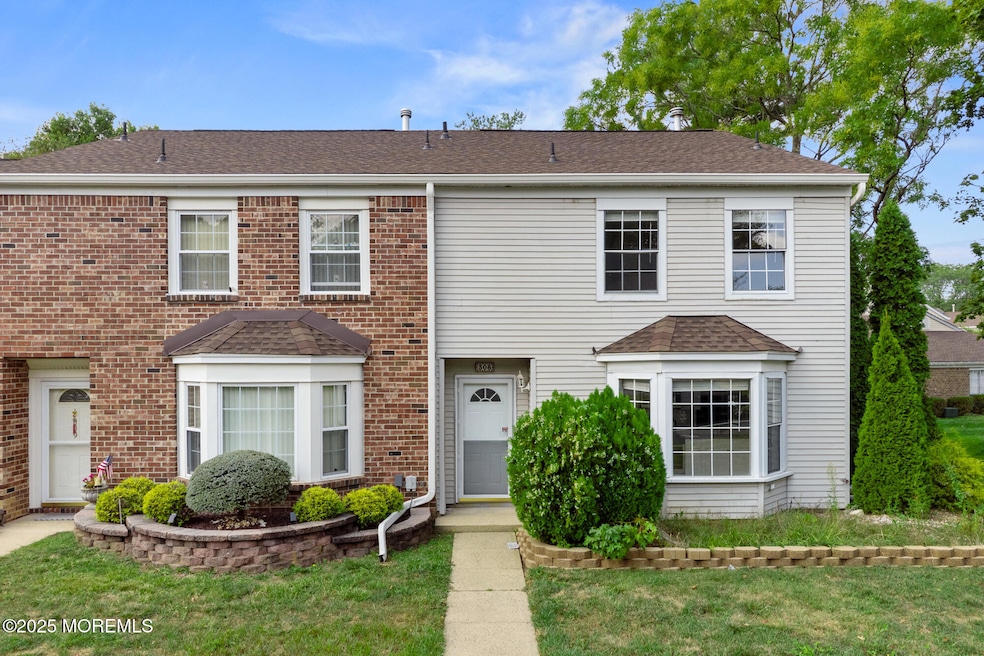 308 Pewter Ct, Old Bridge, NJ 08857 - photo 1