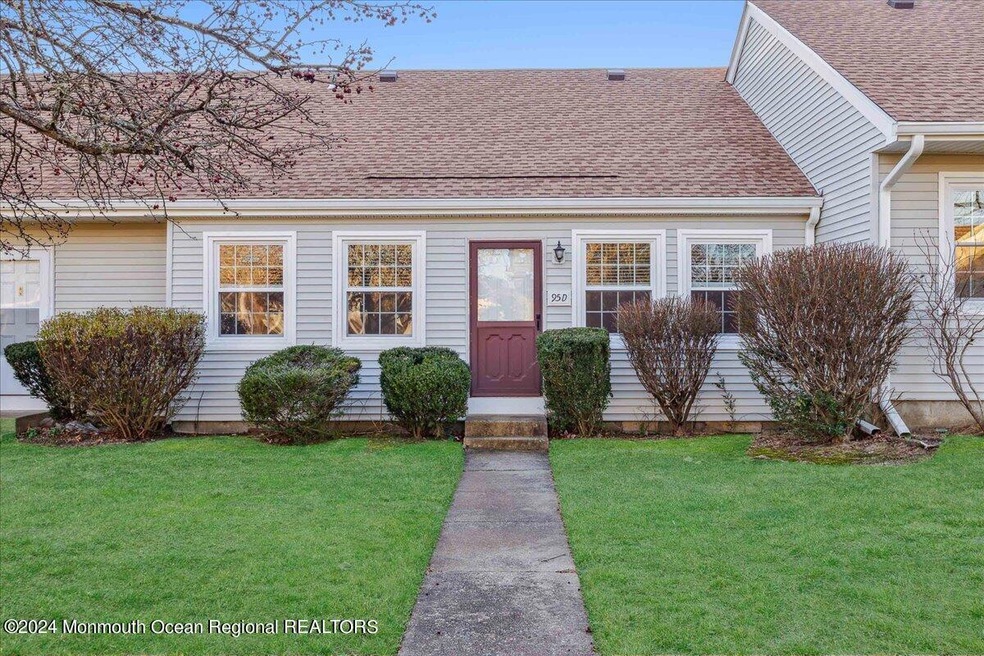 01-95d Halls Croft Rd, Freehold, NJ-1