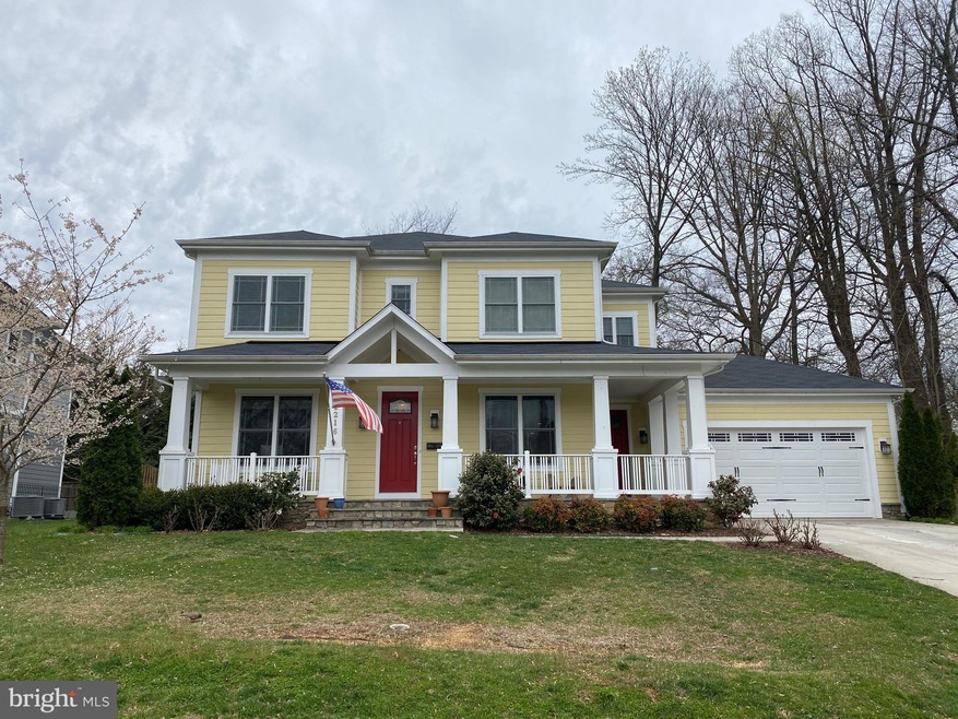 2216 Tulip Dr, Falls Church, VA 22046 - photo 1