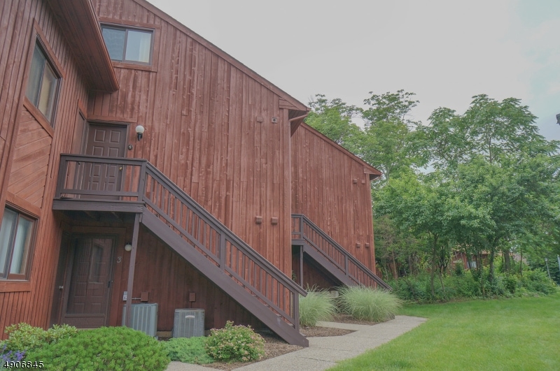 3 Brandywine Ct unit 3, Vernon, NJ 07462 - photo 1