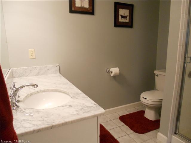 77 Stratton Forest Way, Simsbury, CT 06070 - photo 1