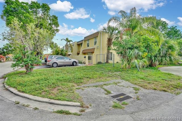 7500 NW 73rd Terrace, Tamarac, FL 33321 - photo 1
