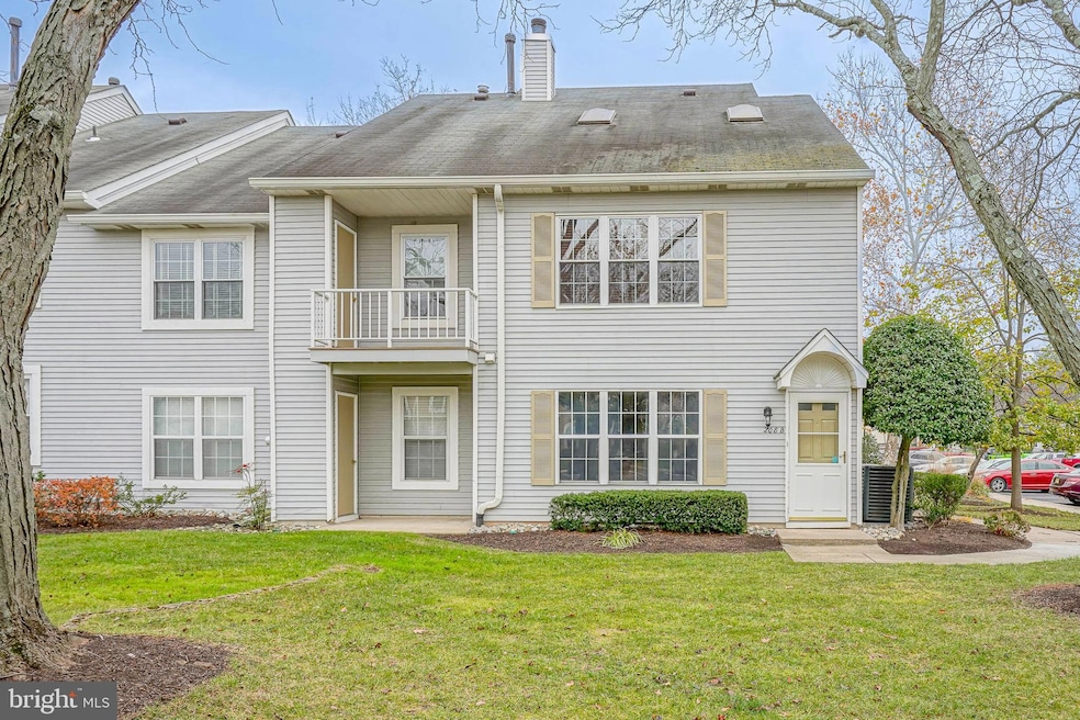 208B Sedgefield Dr unit 208B, Mount Laurel, NJ 08054 - photo 1