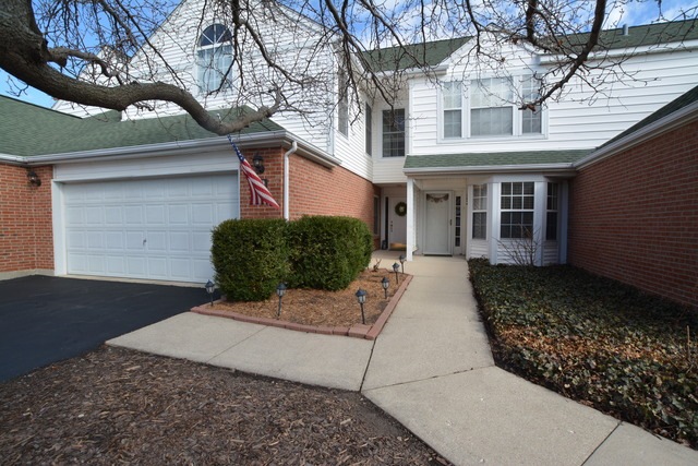 120 Huntington St unit 25C, Lake Bluff, IL 60044 - photo 1