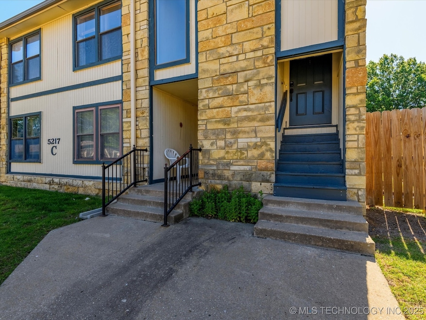 End unit, #204