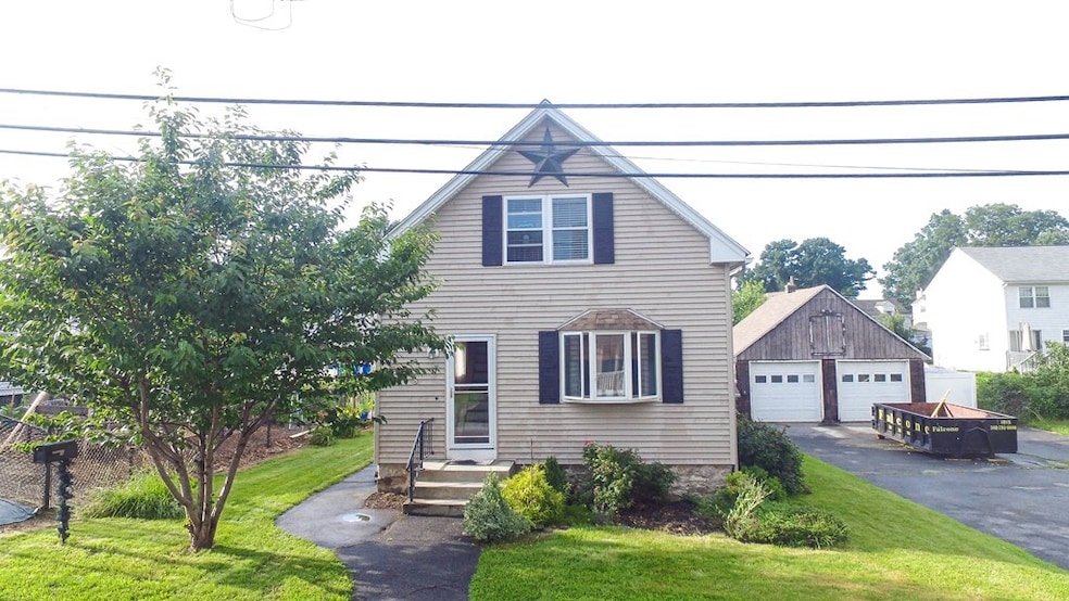 11 Enid St, Worcester, MA 01604 - photo 1