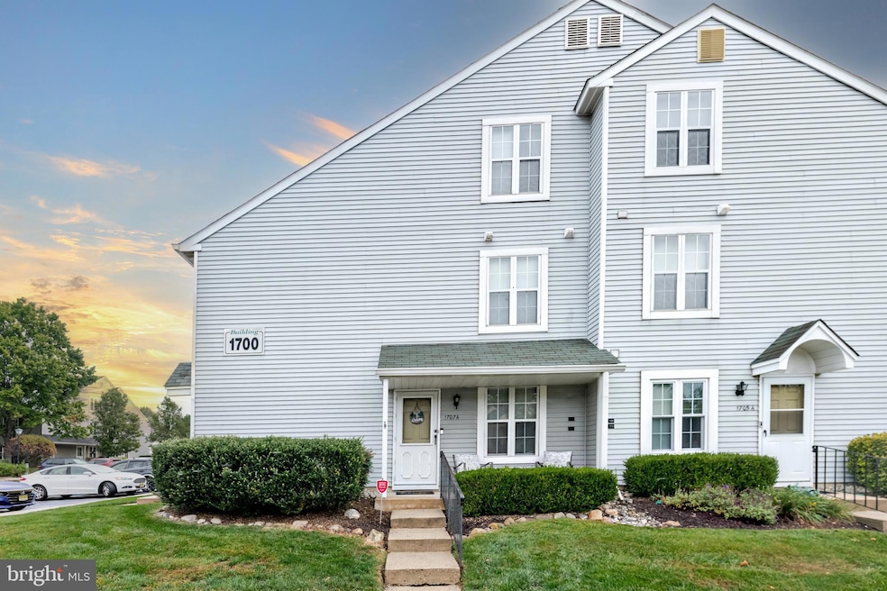 1707A Heatherstone Ct, Mount Laurel, NJ 08054 - photo 1