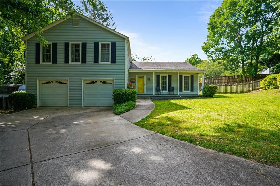 Welcome H.O.M. Listing provided by House Of Modern