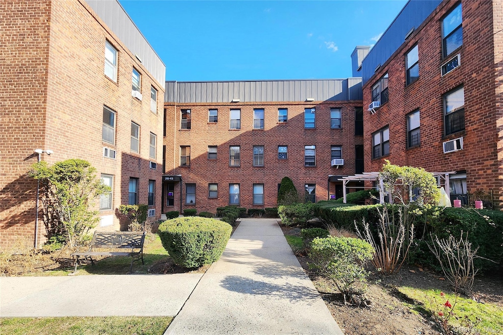 215-43 48th Ave unit 3B, Bayside, NY 11364 - photo 1