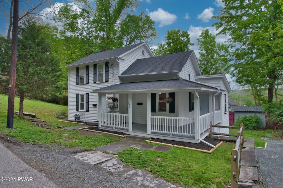 228 Highland St, Hawley, PA 18428 - photo 1