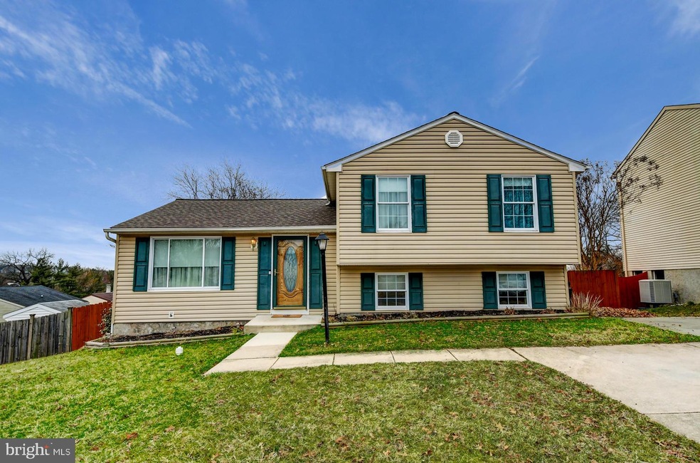 102 Sandhill Rd, Essex, MD 21221 - photo 1