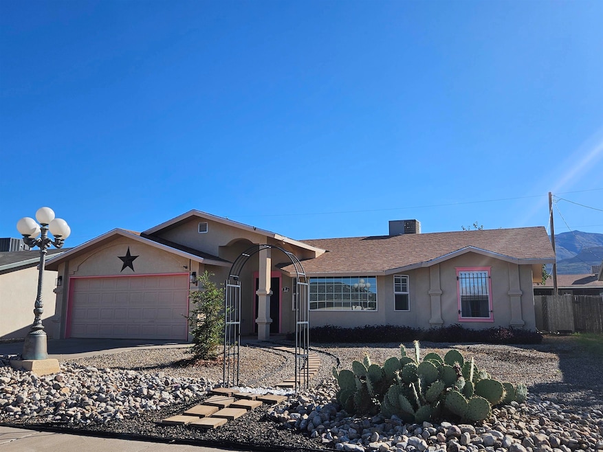 Under Contract $228,500 • Co-Listing Agent