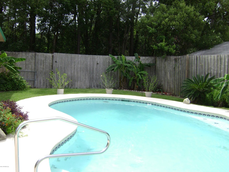 2011 East Rd, Jacksonville, FL 32216 - photo 1
