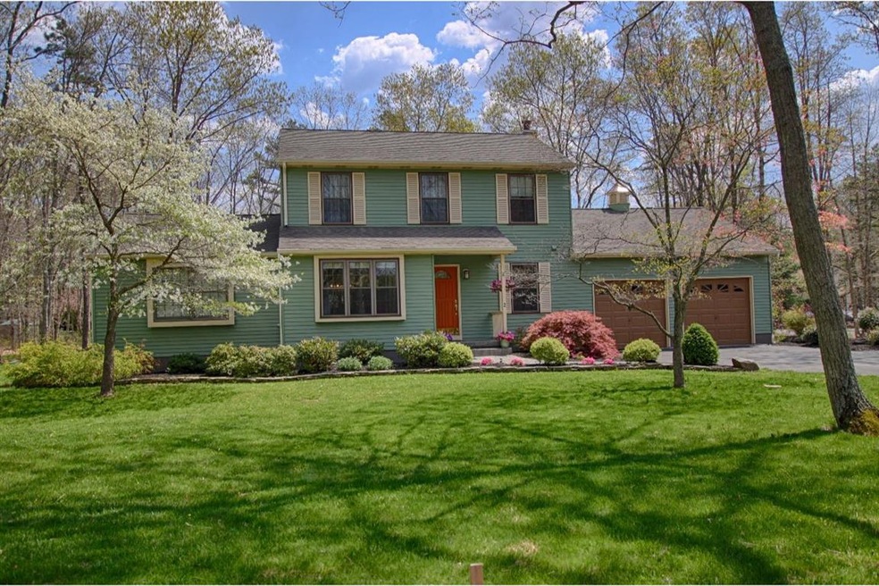 2 Carolyn Ln, Southampton, NJ 08088 - photo 1