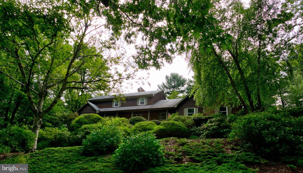 473 Mount Penn Rd, Reading, PA 19607 - photo 1