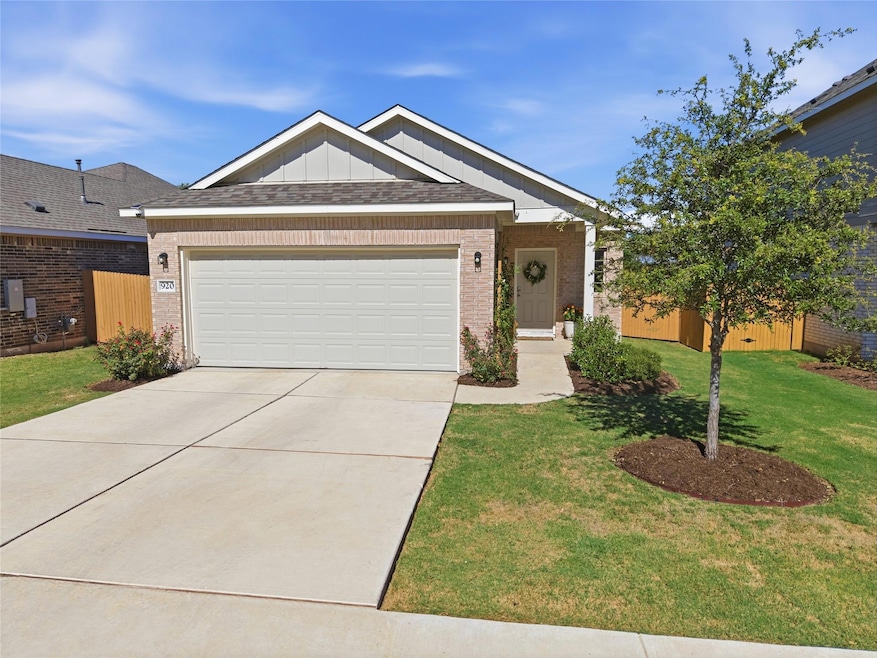 Pending $339,000 • Co-Listing Agent