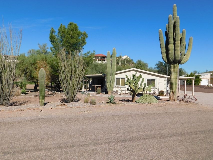 3 BEDROOM/GARAGE