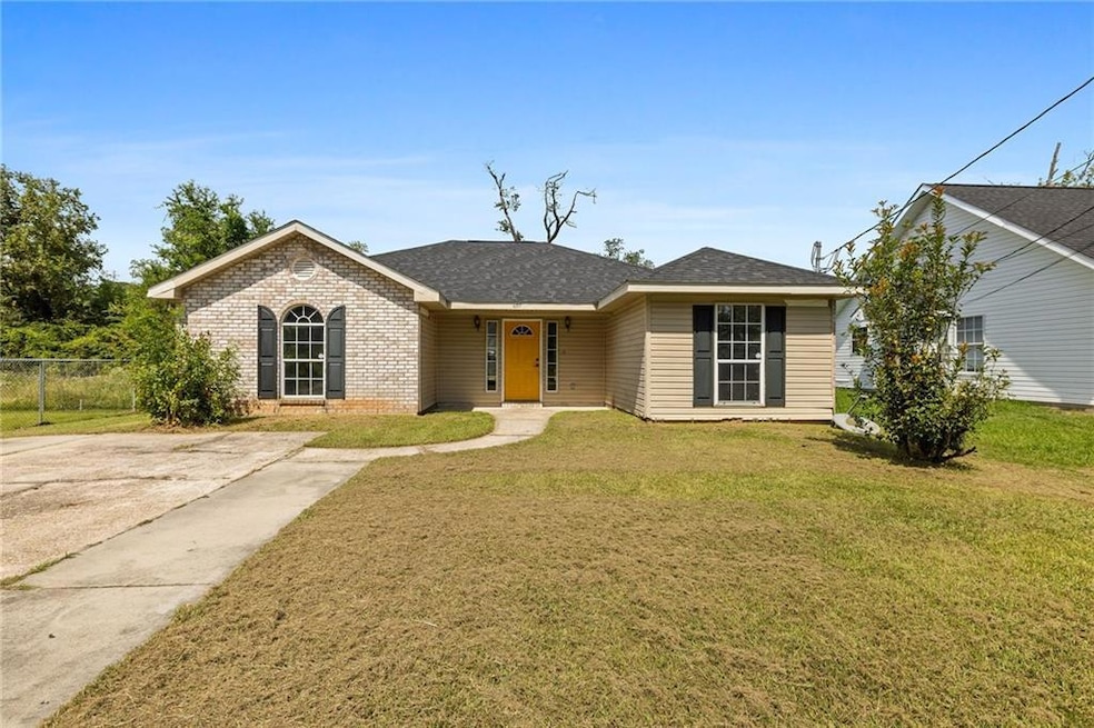 407 E Michigan St, Hammond, LA 70401 - photo 1