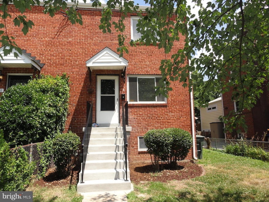 4 E Chapman St, Alexandria, VA 22301 - photo 1
