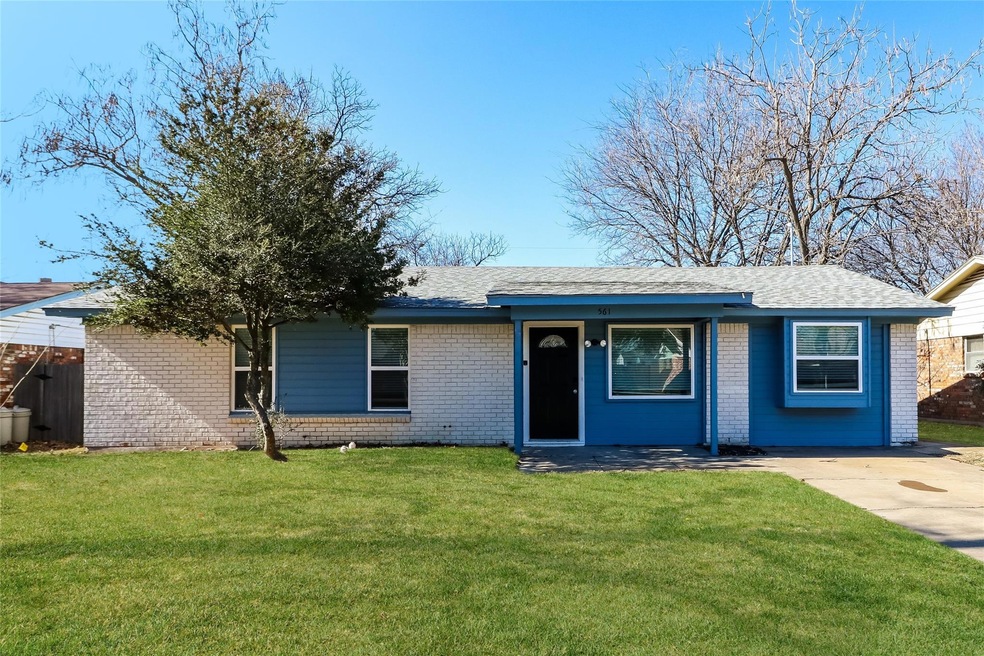 561 Livingston Dr, Hurst, TX 76053 - photo 1