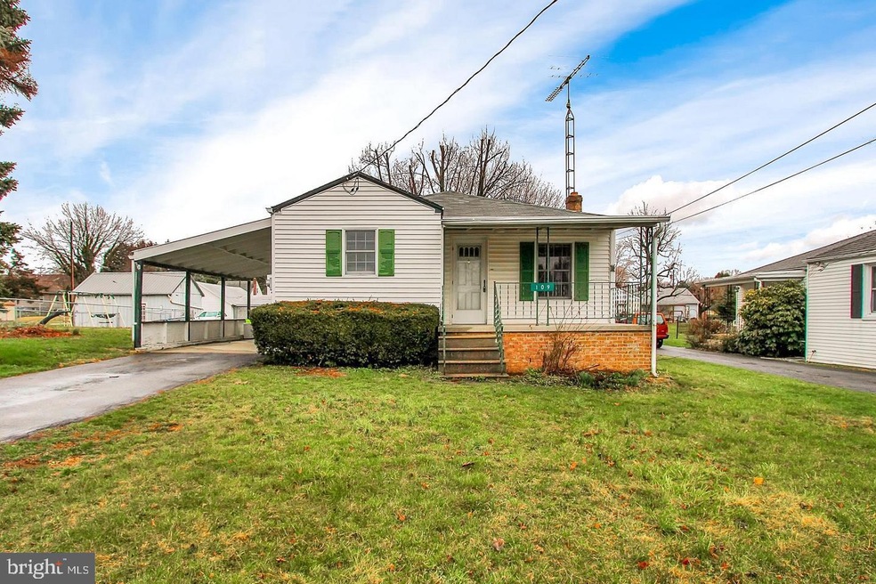 109 Landis Ave, Waynesboro, PA 17268 - photo 1